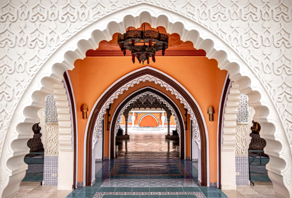 Traditional oriental-style interior